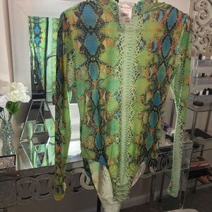 Neon green animal print bodysuit size L nwtg